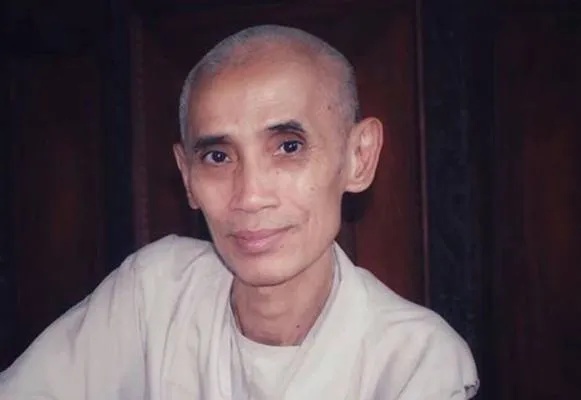 Hòa thượng Thích Tuệ Sỹ thời trẻ